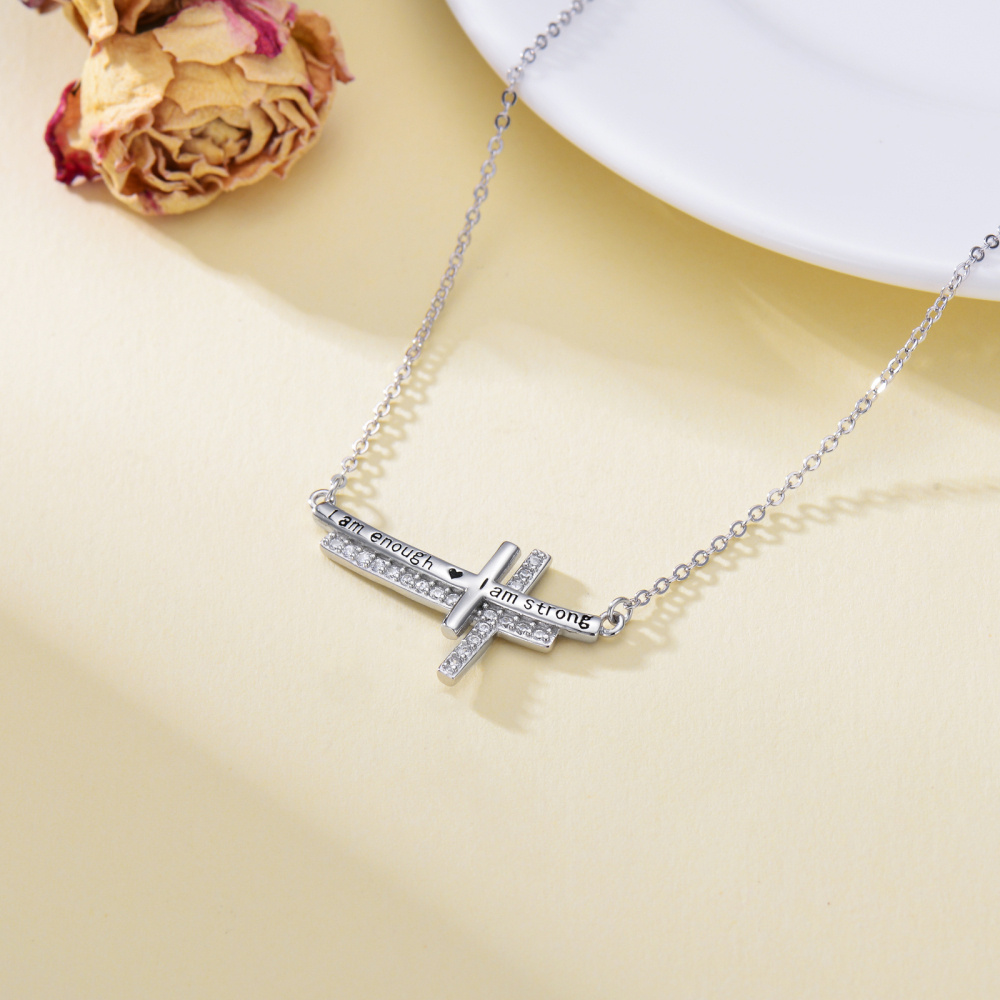 Sterling Silber Runde Cubic Zirkonia Kreuz Bar Halskette mit eingraviertem Wort-4