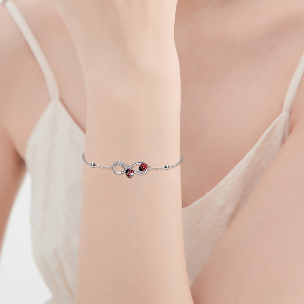 Braccialetto personalizzato in argento sterling con nome e cuore per bambine, bambine piccole e ragazzine con messaggio personalizzato inciso GRATUITO - Italia