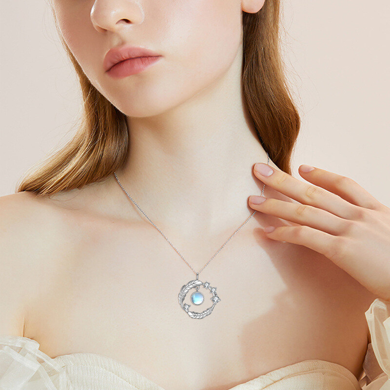 قلادة من الفضة الإسترلينية على شكل أوراق حجر القمر المستديرة-2