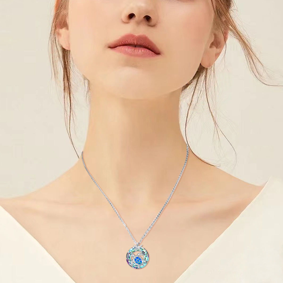 Collar redondo de plata de ley Opal Sea Turtle & Starfish Urn-2