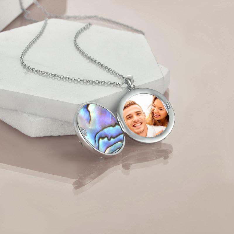 Collar con medallón fotográfico personalizado de búho, árbol de la vida y circonita cúbica de corte redondo en plata de ley con palabra grabada-2