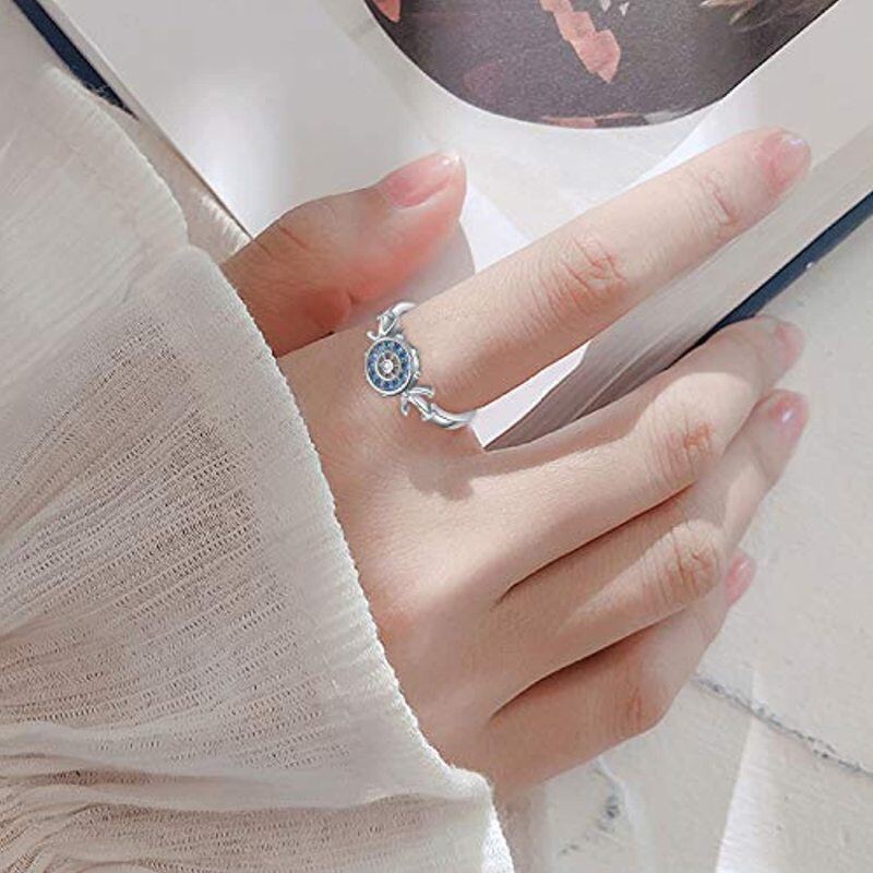 Anillo de timón con circonita cúbica en plata de ley-3