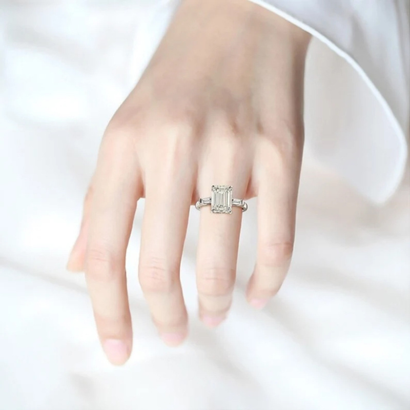 Anello di fidanzamento quadrato in argento sterling con moissanite per donna-2