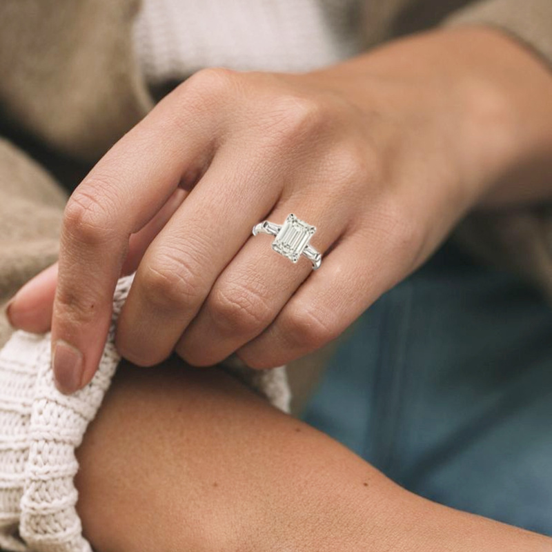 Anello di fidanzamento quadrato in argento sterling con moissanite per donna-6