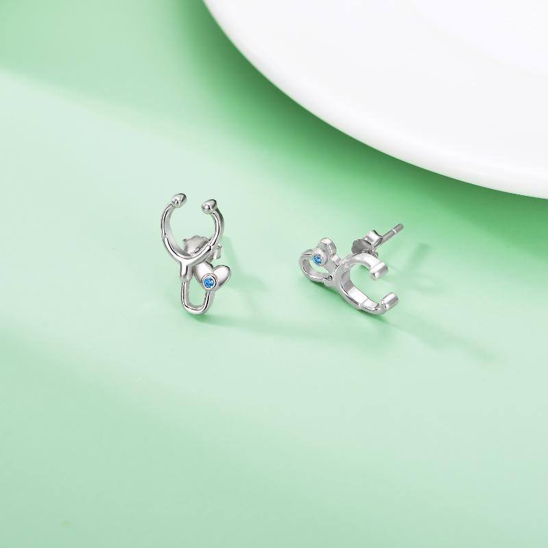 Orecchini a bottone con stetoscopio in argento sterling e zirconi cubici rotondi-4