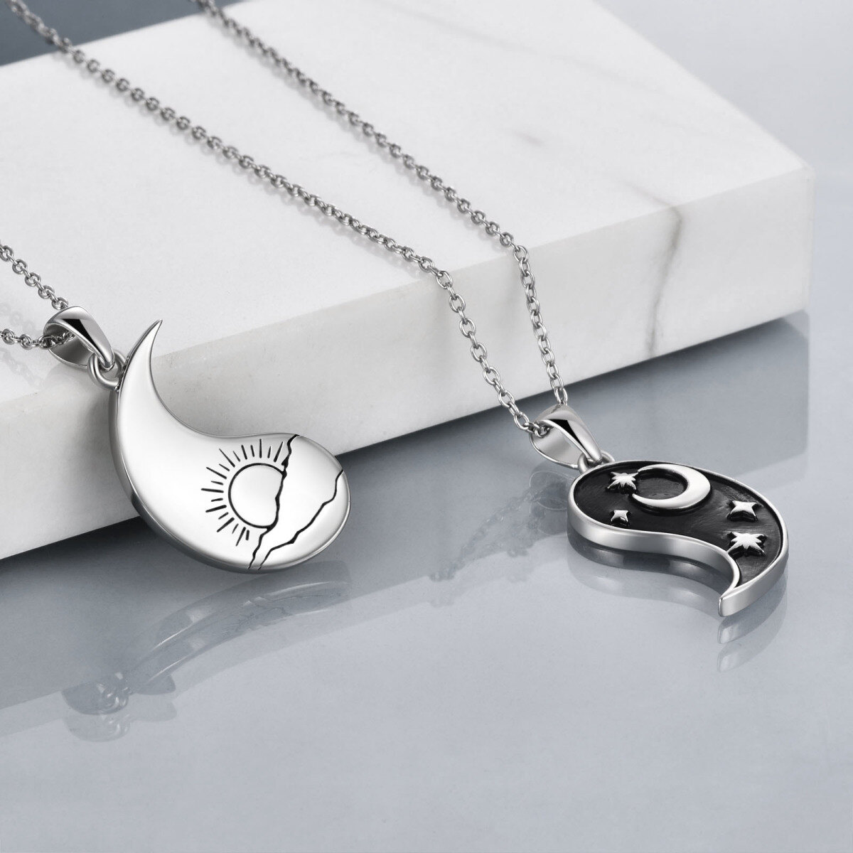 Collar Yin Yang de plata de ley con sol y luna para 2 parejas BFF-5