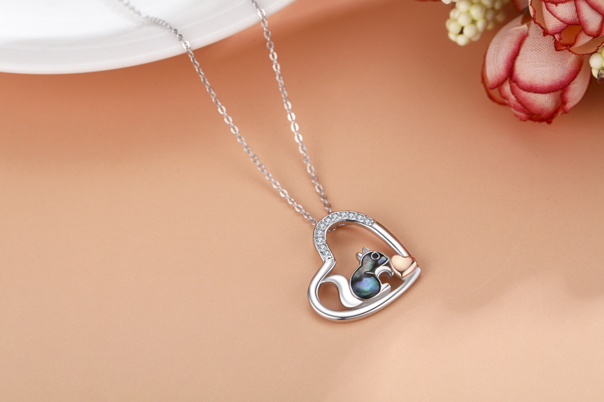 Collier en argent sterling avec pendentif écureuil et coeur en coquillage abalone bicolore-5