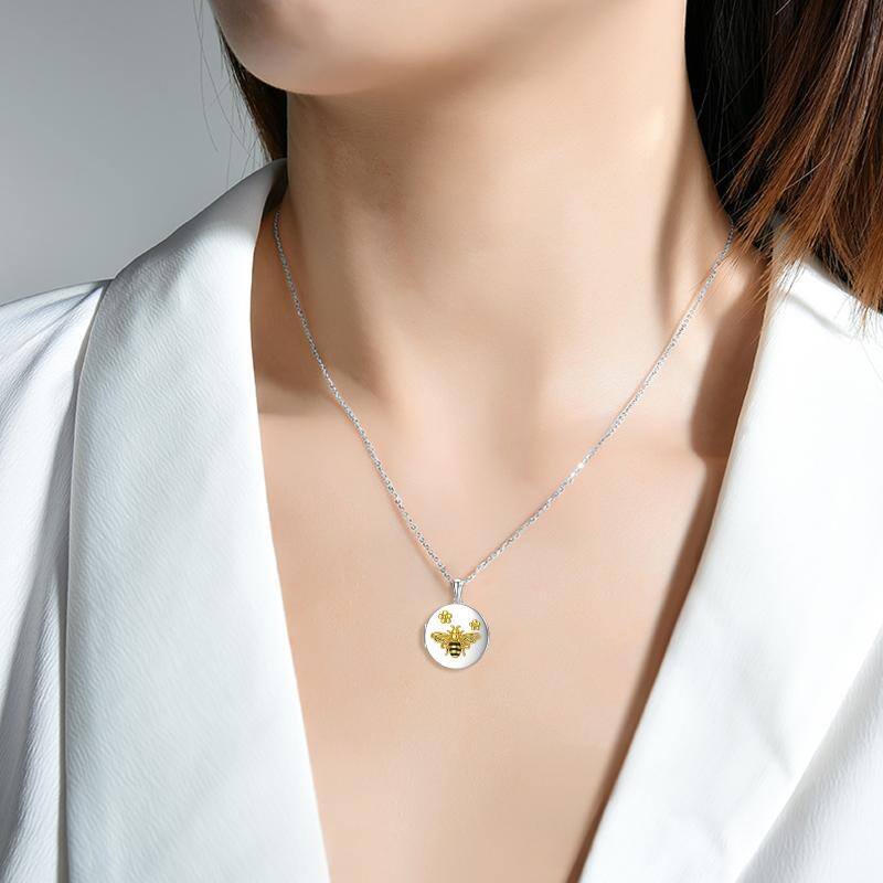 Collier en argent sterling avec médaillon personnalisé en forme d'abeille bicolore-2