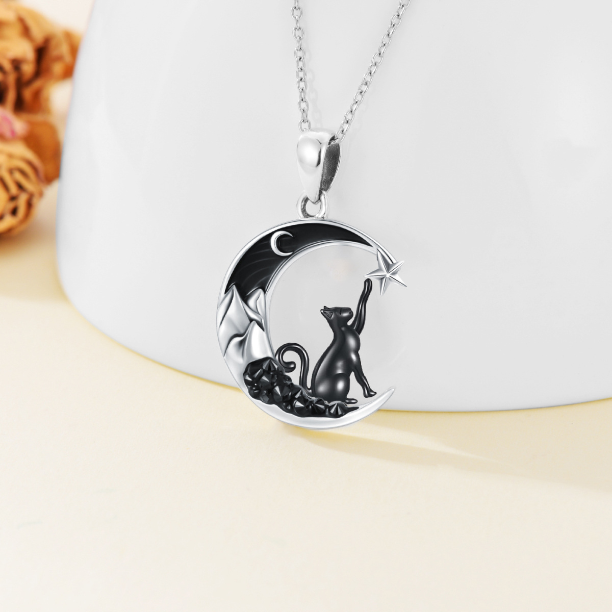 Collana con ciondolo a forma di stella e gatto in argento bicolore-3