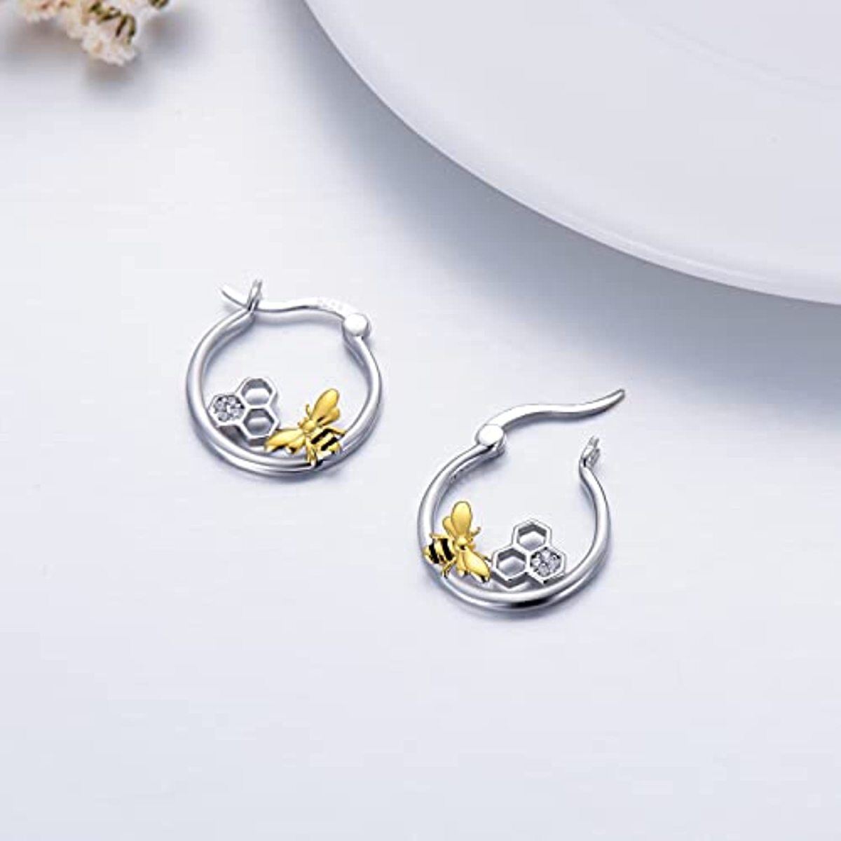 Boucles d'oreilles créoles en forme de nid d'abeille en argent sterling avec oxyde de zirconium de forme circulaire bicolore-4