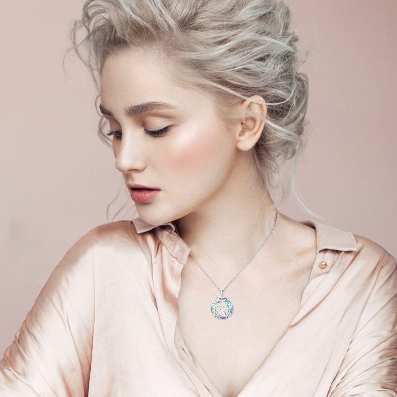 Colar com pingente de cristal de borboleta e elefante em prata esterlina de dois tons em f-3