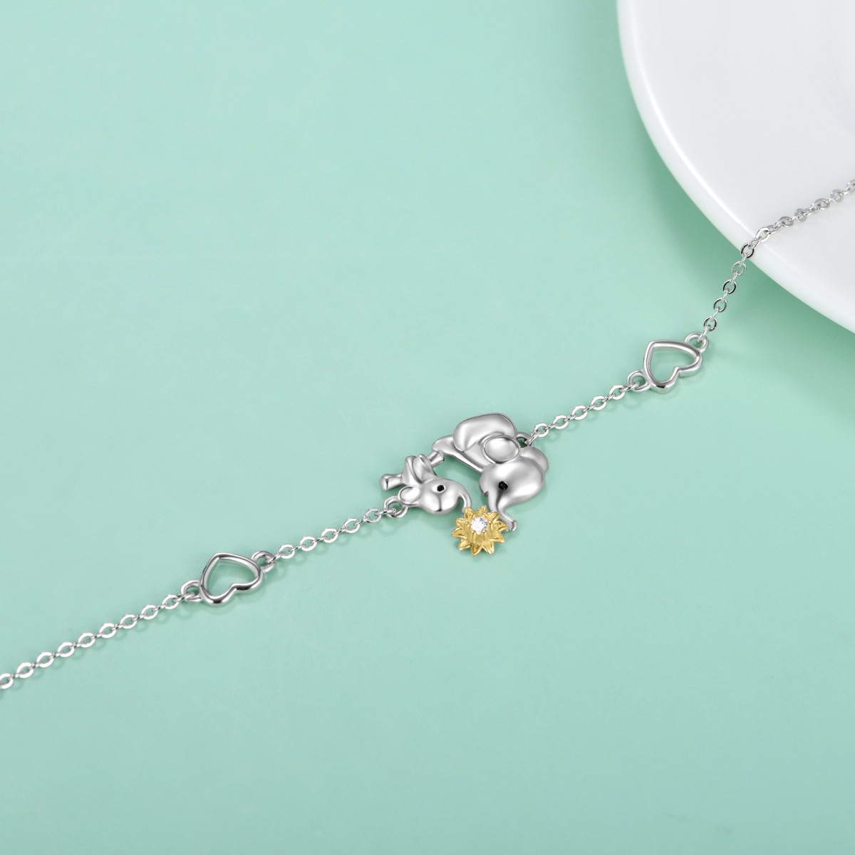 Pulsera con colgante de girasol y elefante en forma de corazón de circonita cúbica circular de dos tonos de plata de ley para mujer-3