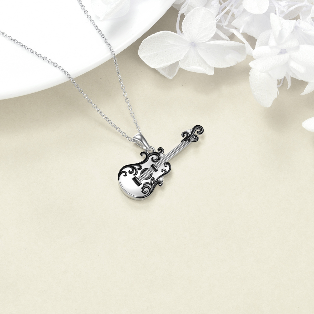 Collana con ciondolo per chitarra in argento sterling bicolore a forma di cerchio con zirconi cubici-4