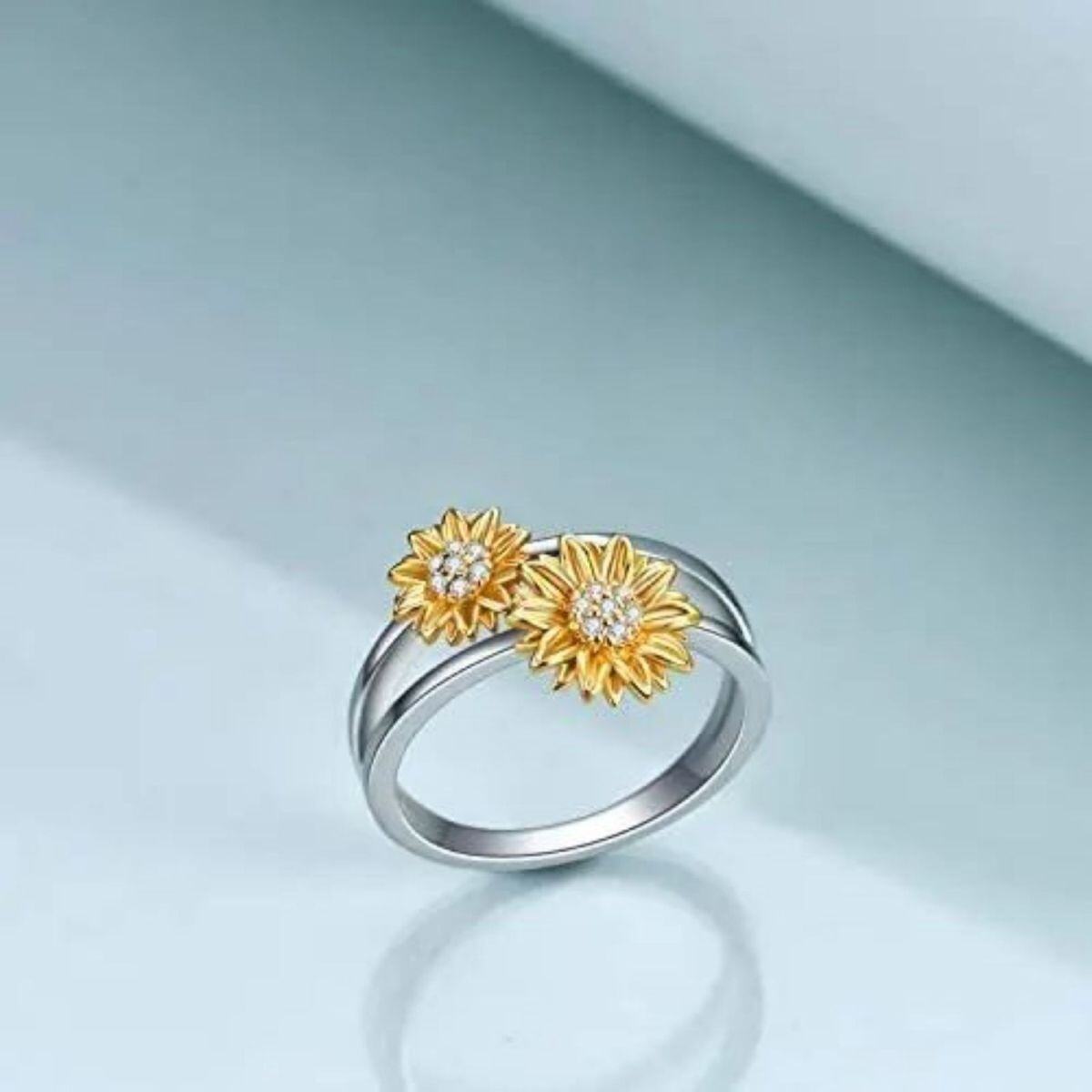 Sterling Silver Two-tone Circular Shaped Cubic Zirconia Sunflower Ring-3