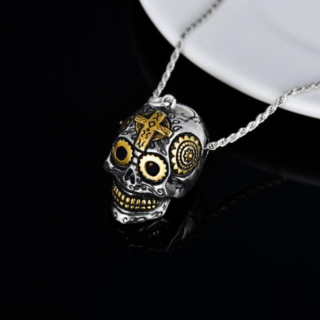 Collar de plata de ley con colgante de cruz y calavera en dos tonos-4