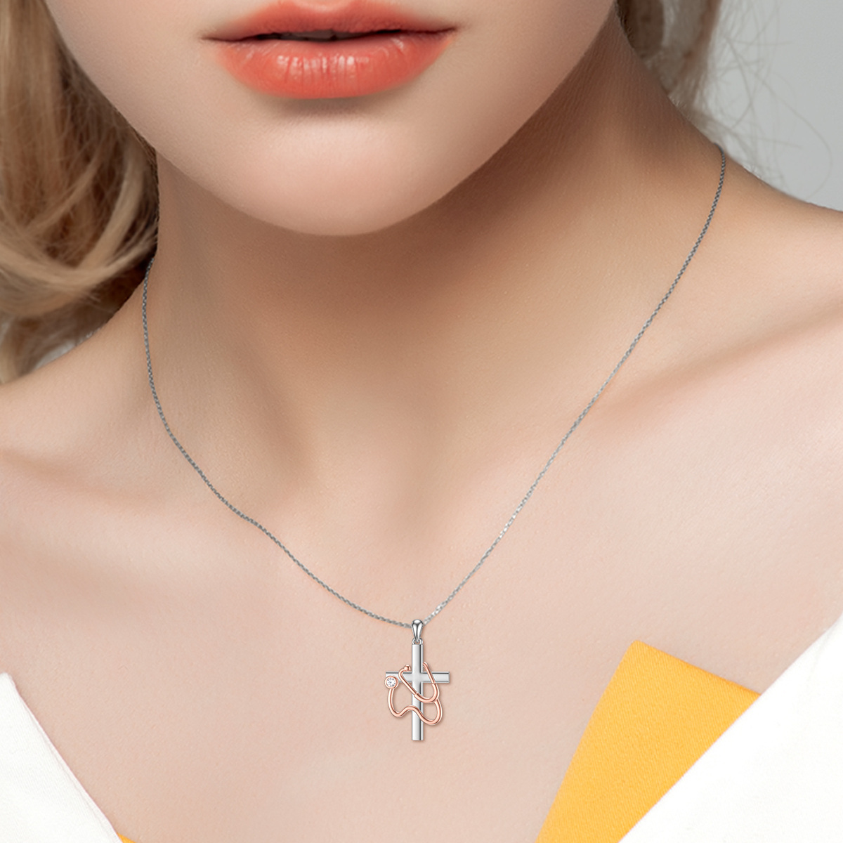 Collier en argent sterling avec pendentif croix et stéthoscope en zircon cubique bicolore-2