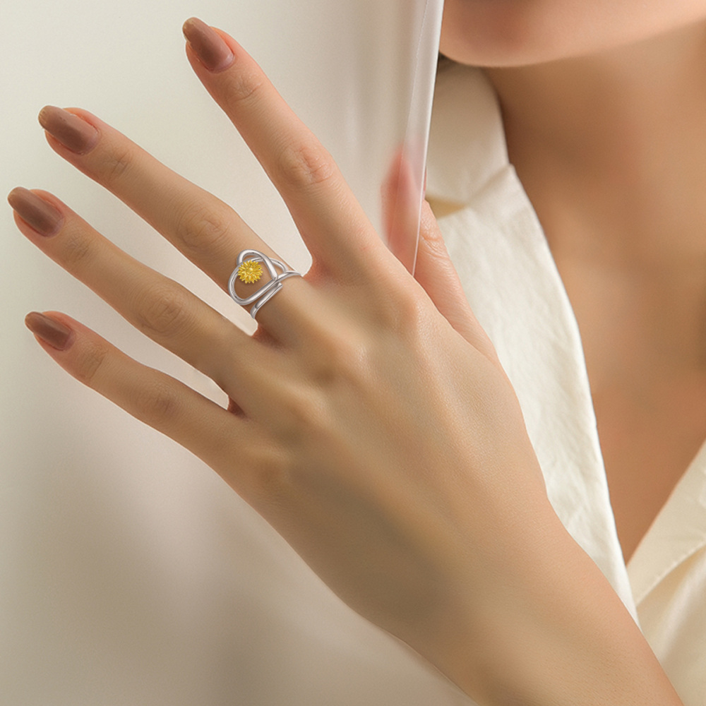 Sterling Silver Two-Tone Daisy With Heart Ring For Women-2