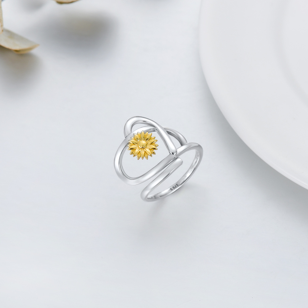 Sterling Silver Two-Tone Daisy With Heart Ring For Women-4