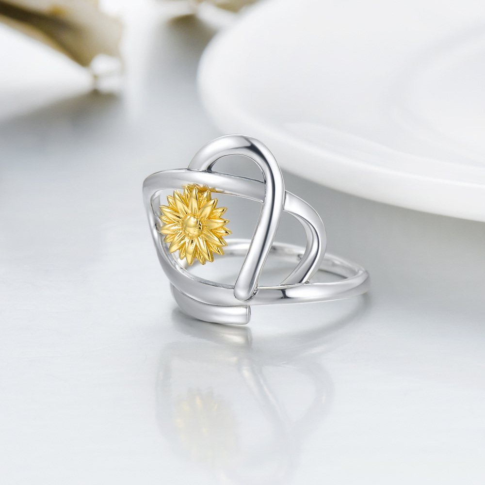 Sterling Silver Two-Tone Daisy With Heart Ring For Women-5