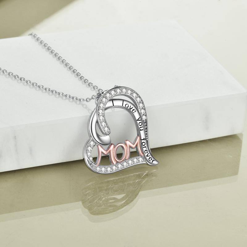 Collana con ciondolo a doppio cuore in argento sterling bicolore con l'incisione Mom I Love You Forever-3