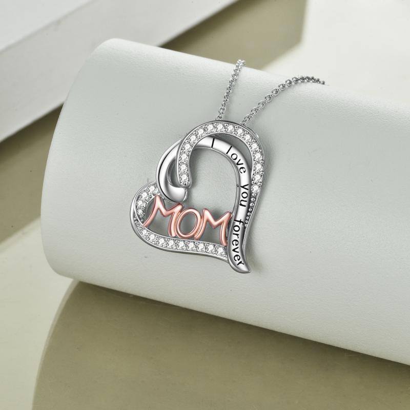 Collana con ciondolo a doppio cuore in argento sterling bicolore con l'incisione Mom I Love You Forever-4