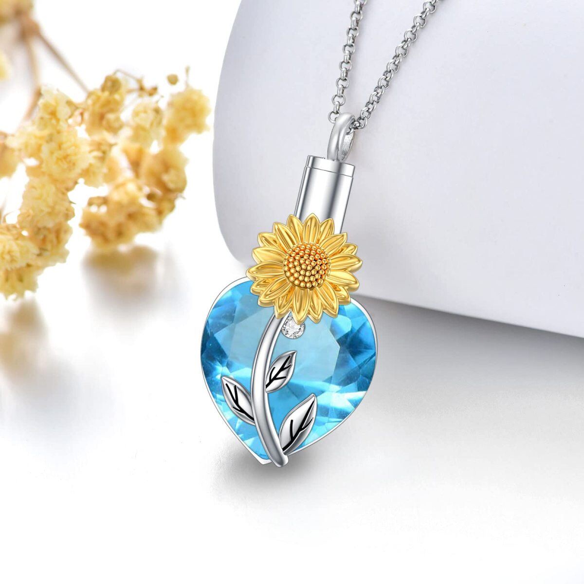 Collana in argento sterling bicolore con cuore di cristallo e girasole per ceneri-3