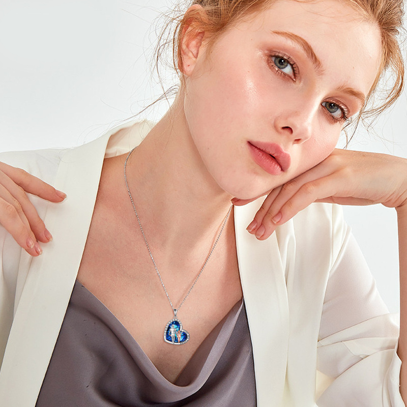 Colar com pingente de cristal em prata esterlina em dois tons em formato de coração pai e filha com palavra gravada-2