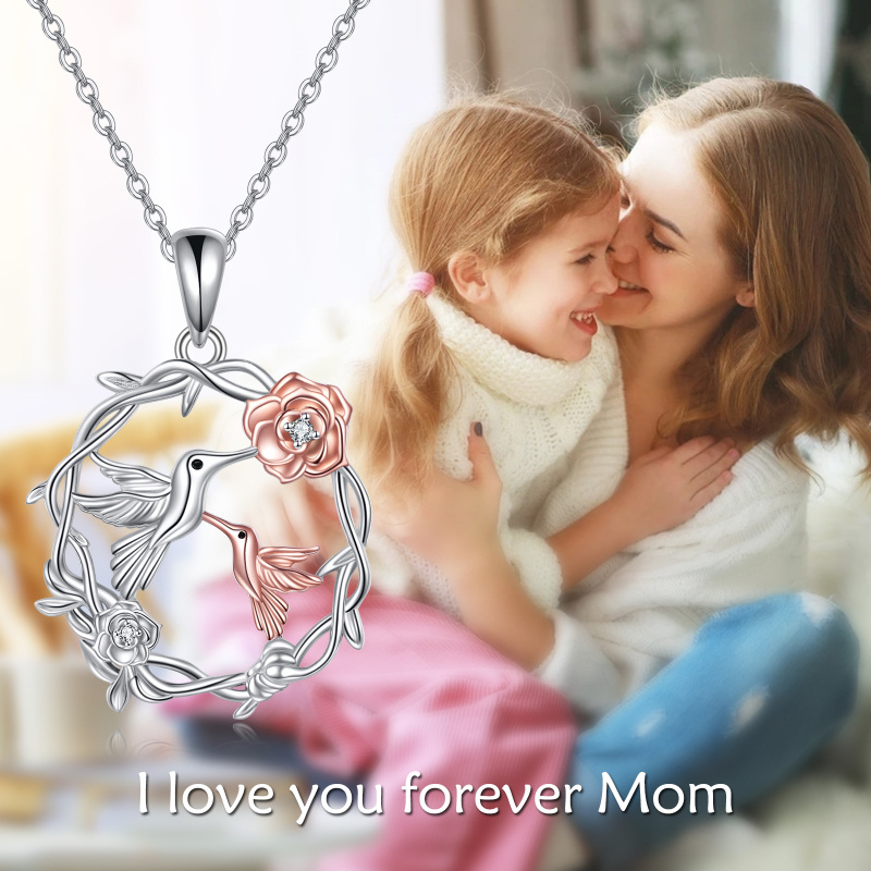 Colar com pingente mãe beija-flor de zircônia cúbica de dois tons em prata esterlina-6