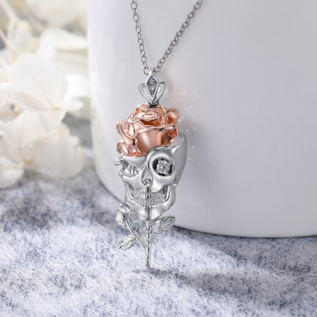 Collana con ciondolo a forma di teschio in argento sterling bicolore con diamanti creati in laboratorio-5