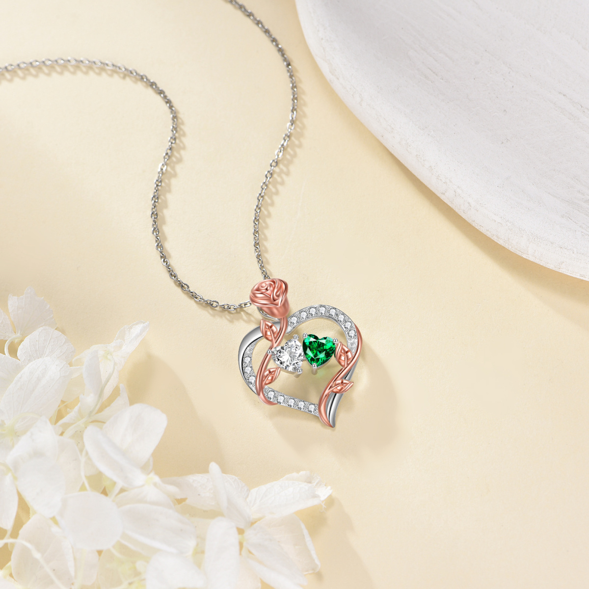 Collar con colgante de corazón de pareja de rosas con piedra de nacimiento personalizada en dos tonos de plata esterlina-4