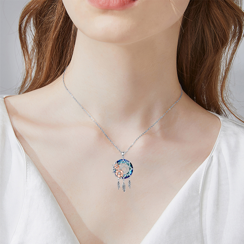 Colar com pingente de prata esterlina com dois tons de rosa e cristal apanhador de sonhos-2