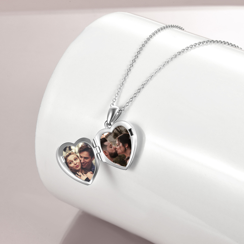Colar de prata de lei com foto personalizada em forma de coração e rosa em dois tons para cinzas para mulher-3