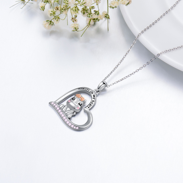 Collana con ciondolo a cuore e ippopotamo in argento sterling bicolore con parola incisa-4