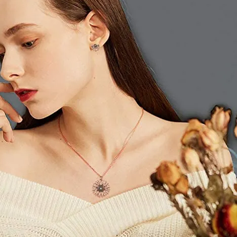 Sterling Silver Two-tone Sunflower Engraved Necklace for Women-3