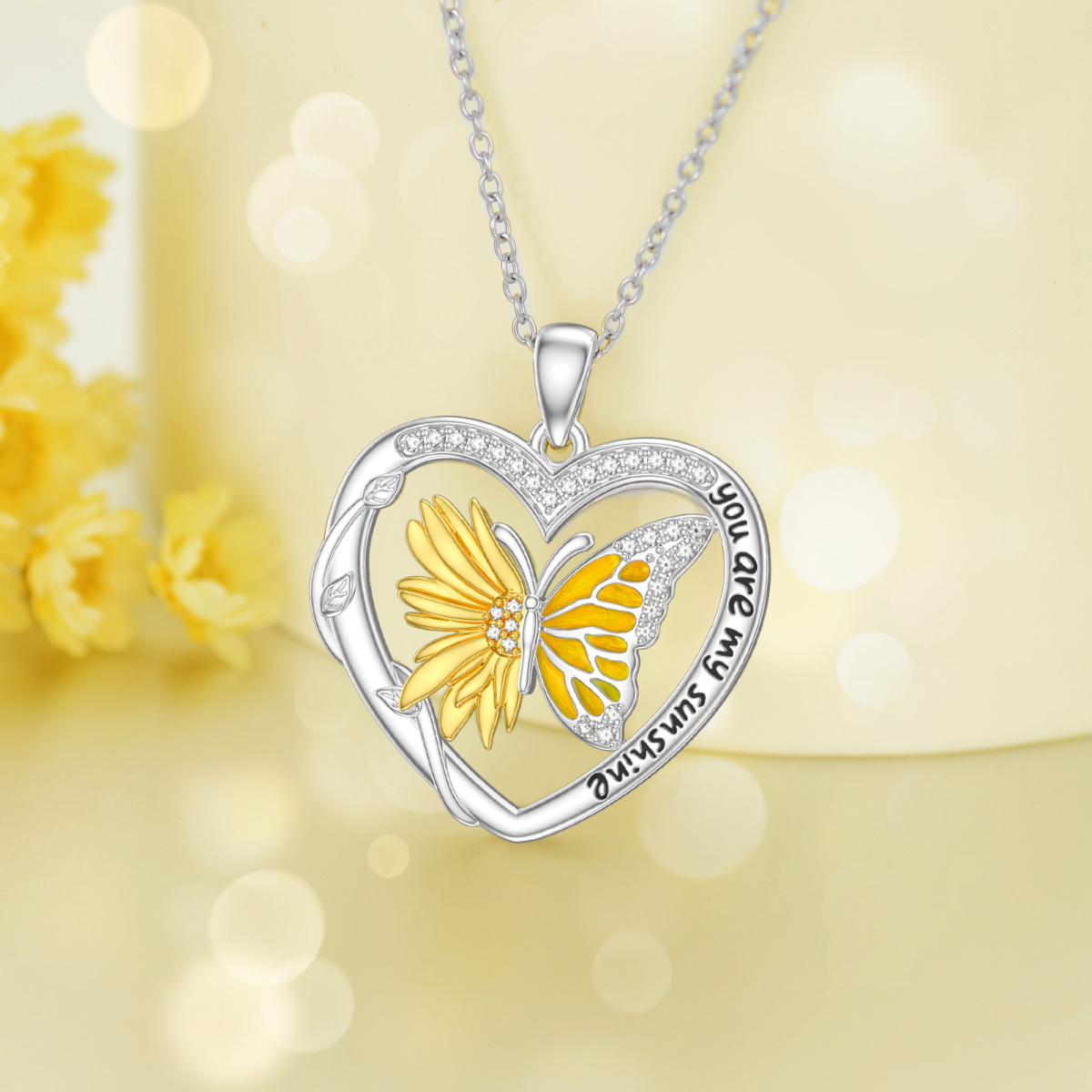 Collar con colgante de mariposa y girasol de circonitas en forma de corazón de dos tonos de plata de ley con palabra grabada para mujer-3