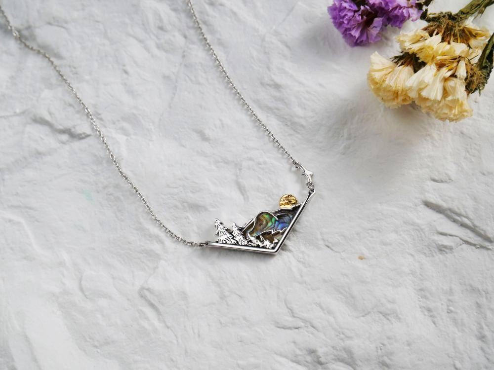 Sterling Silver Tri-tone Mountains Pendant Necklace-4