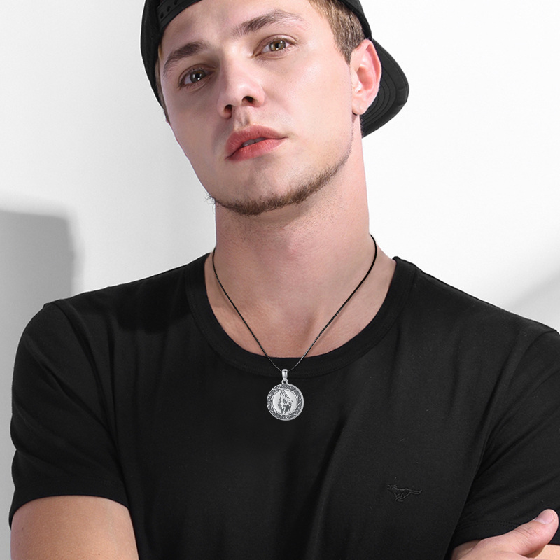 قلادة من الفضة الإسترلينية للرجال مع صورة ذئب مخصصة-2