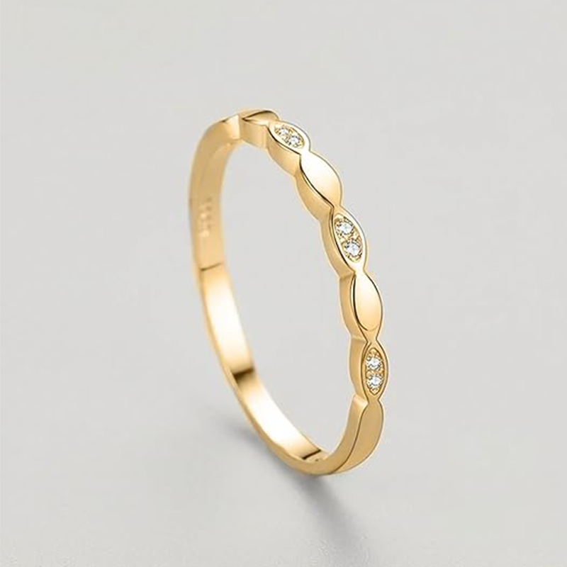 Anillo de compromiso de plata de ley con diamantes creados en laboratorio y forma circular chapado en oro amarillo-3