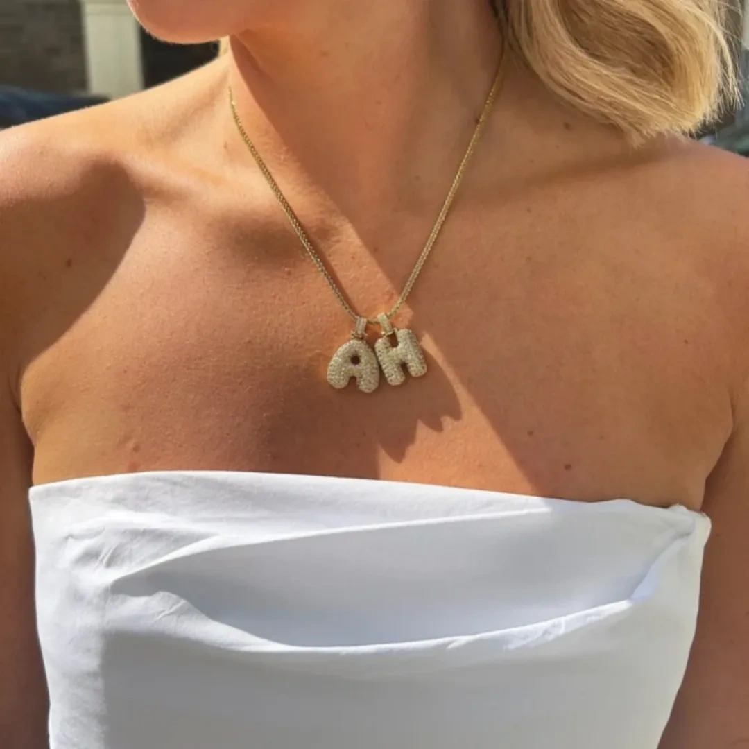 Collana con lettera iniziale personalizzata in vermeil oro con zircone e lettera dell'alfabeto A-3