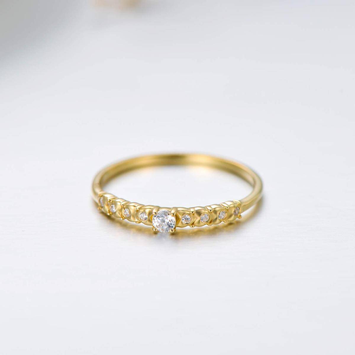 Anillo de plata de ley con circonita cúbica y diamante chapado en oro amarillo-6