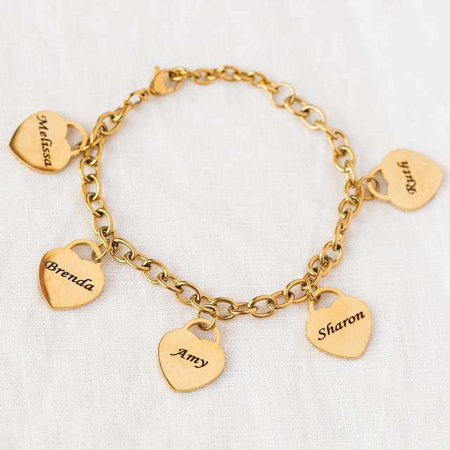 Bracciale in argento 925 placcato oro giallo con incisione personalizzata e ciondolo a forma di cuore-3