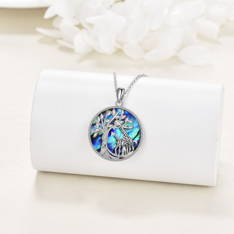 Collar con colgante de árbol de la vida en forma de jirafa y concha de abulón en forma circular en plata de ley-3
