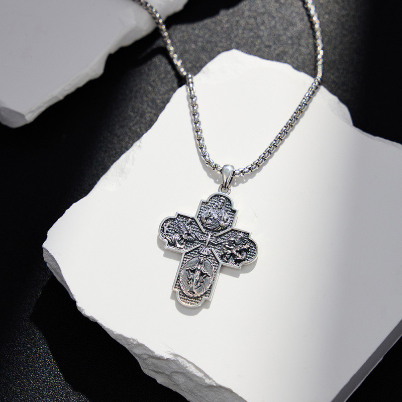Collar con colgante de cruz y San Cristóbal en plata de ley-3