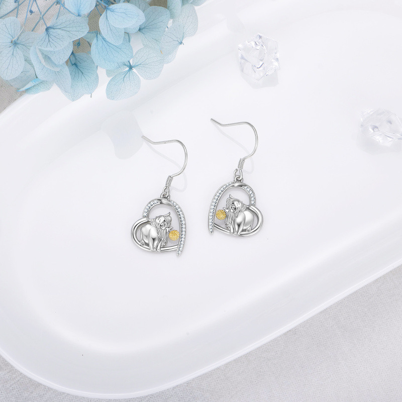 Pendientes de plata de ley con zirconia cúbica, vaca de las Highlands y corazón-4