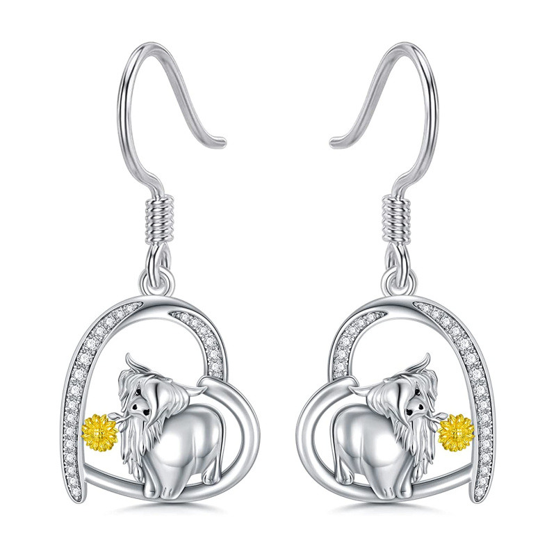 Pendientes de plata de ley con zirconia cúbica, vaca de las Highlands y corazón-1