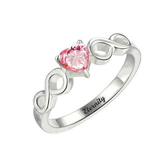 Кольцо из стерлингового серебра с кубическим цирконием в виде символа бесконечности, персонализированной гравировкой и камнем-талисманом по знаку зодиака.