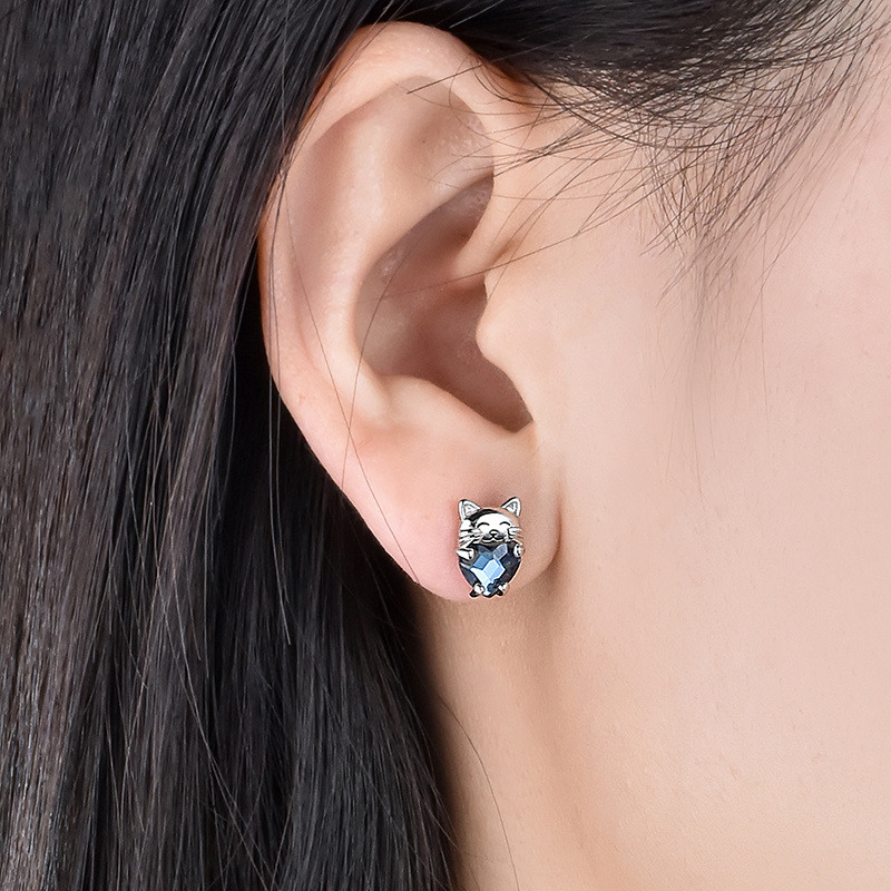Pendientes de plata de ley con forma de corazón de gato de cristal-2