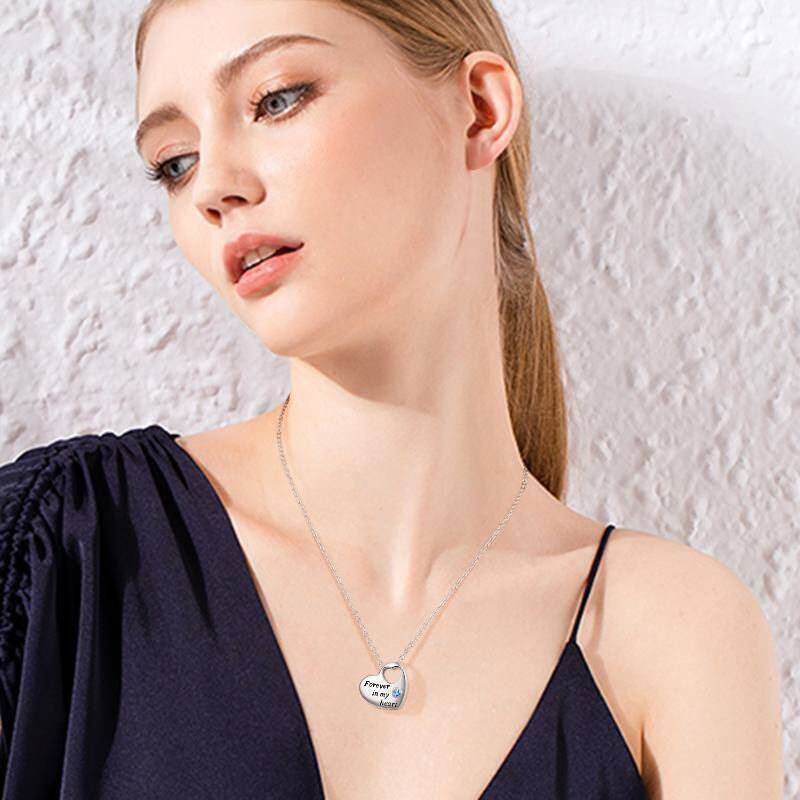 Collar de urna de plata de ley con forma de corazón hueco para cenizas, grabado 