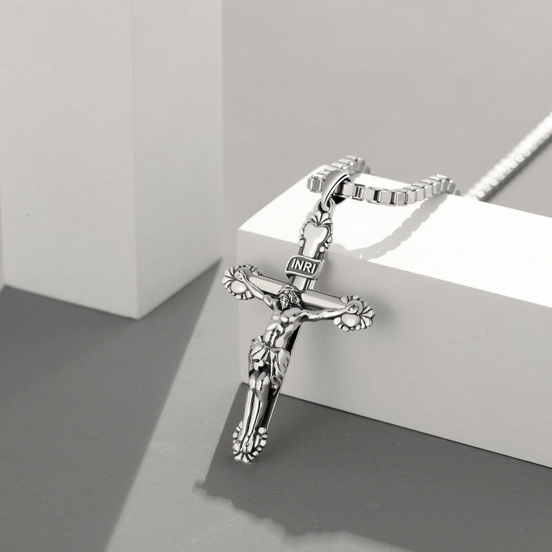 Collar colgante de plata de ley con cruz de Inri para hombre con cadena de caja-3