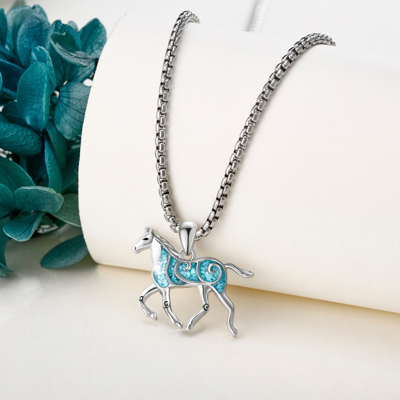 Collier pendentif cheval en or blanc 14 carats et opale-3